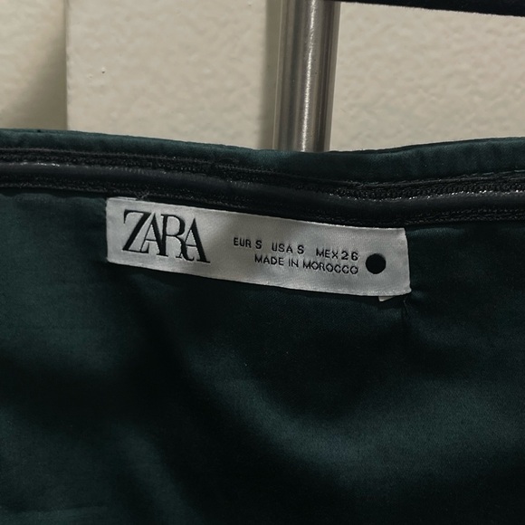 ZARA TOPSTITCHED MIDI DRESS emerald dress with top stitching, strapless bustier - Picture 12 of 16